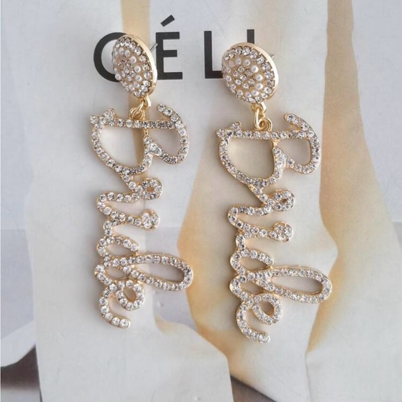 Bundle of 4 Bridal Accessories - Picture 2 of 4